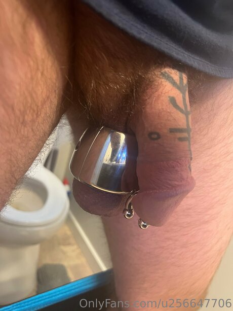 U256647706 独占スター 写真