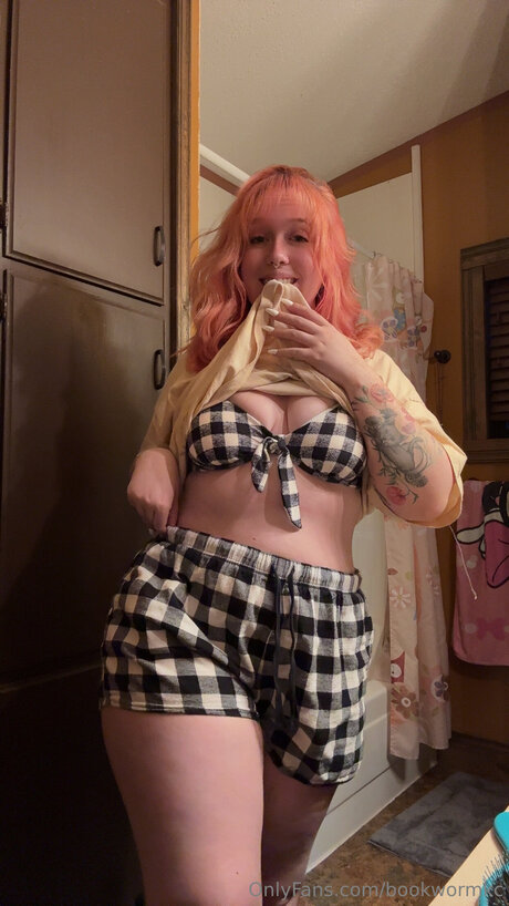 Bookwormkc ヌードのポルノスター 写真