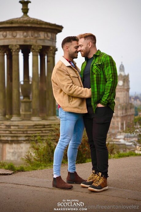 Freeantoniovelez 裸モデル 写真