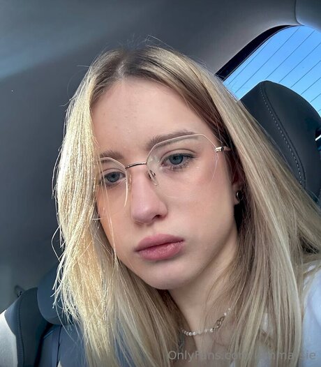 ビキニストリップOnlyFans 限定 画像