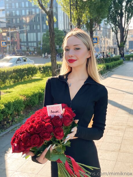 Mimiknox Official ポルノスター 写真