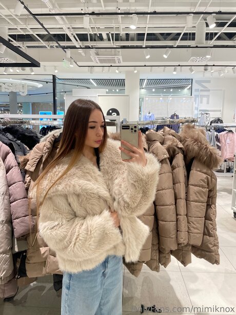 Mimiknox Official 素敵な女優 画像