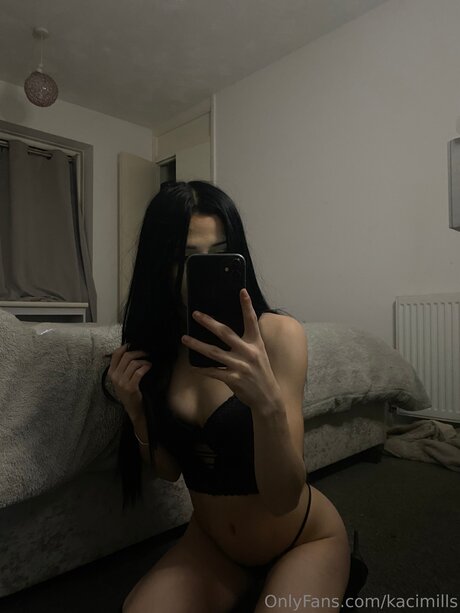 黒檀のシャワー OnlyFans 無料裸 写真