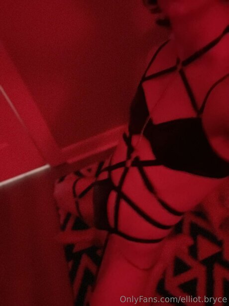 ティーンソロOnlyFans セクシーヌード 写真