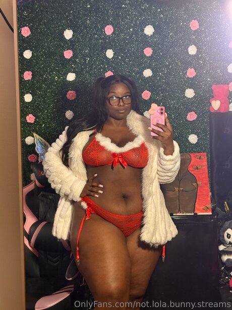 Not Lola Bunny Free ポルノスター 写真