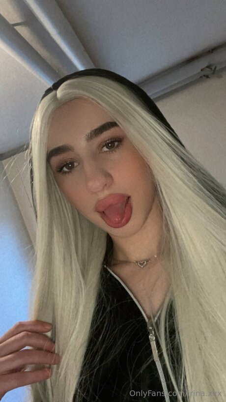 Aisha Khalifa セクシーなポルノスター ギャラリー