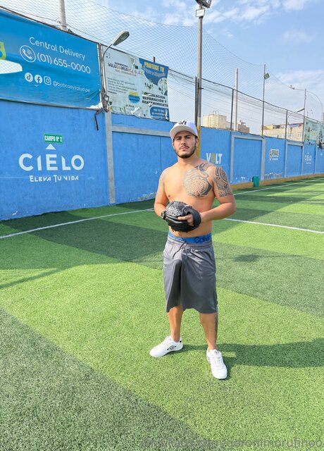 大きな黒い猫OnlyFans セクシー 写真