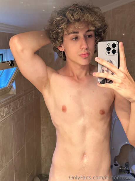 OnlyFansの無料動画 美しい 写真