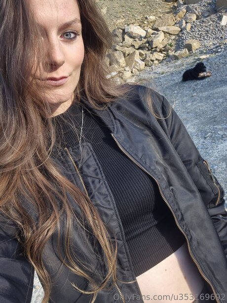 asmr ゲイ onlyfans アート裸 ギャラリー