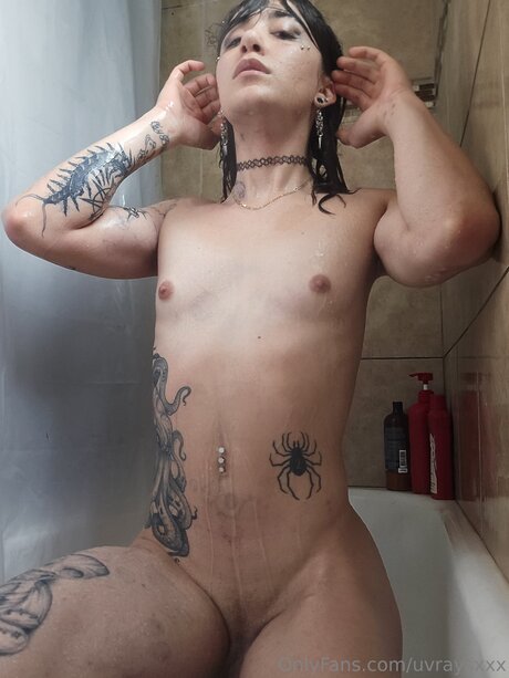 Uvraysxxx xxxポルノスター ギャラリー