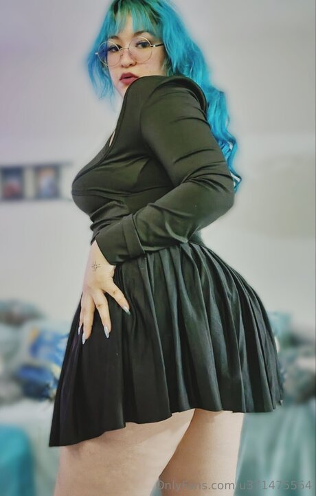 トップレスビーチOnlyFans アートポルノ 画像