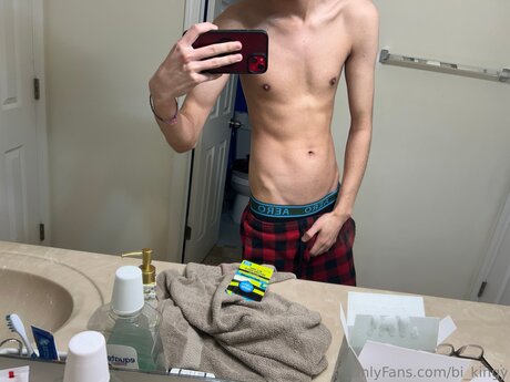 Bi Kingy 可愛いモデル アーカイブ