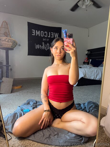 Sophieamirixx 美しいモデル 写真