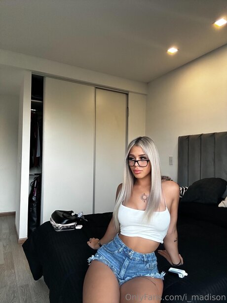 Iammaddie06 ポルノスター 画像