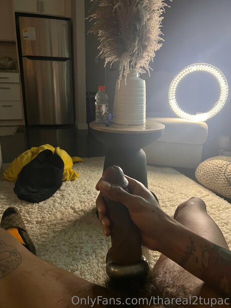 Thareal2tupac ポルノスター アーカイブ