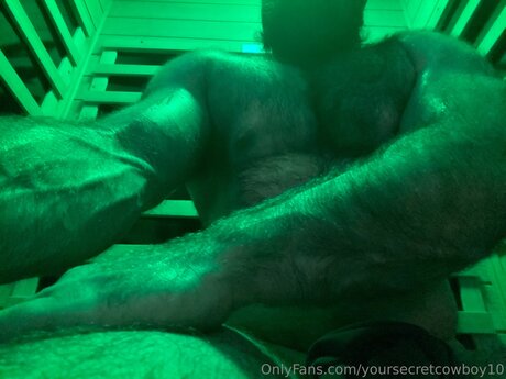 フィンドムオンリーファンズ エロチック ギャラリー