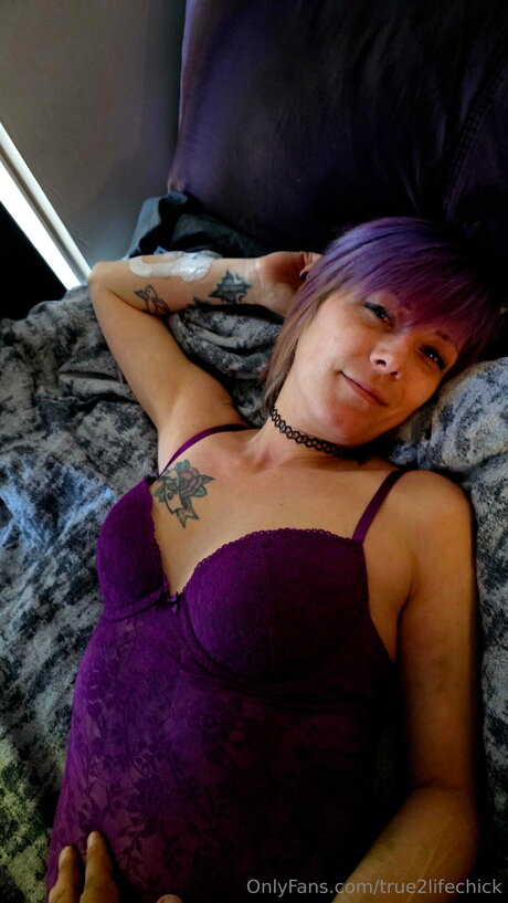 True2lifechick 裸モデル 画像