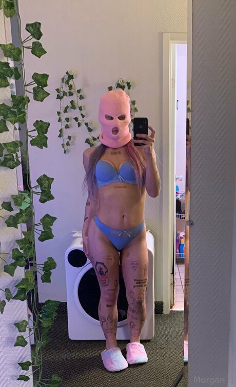 Morgylovesyou 裸のポルノスター 写真