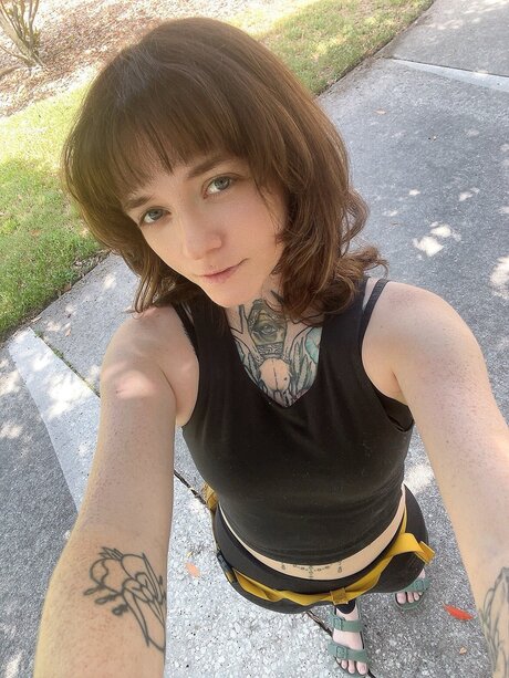 Meeklymara セクシーモデル ギャラリー