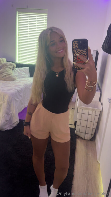 美しい足 OnlyFans セクシー 写真