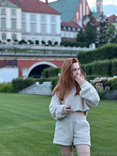 Scarletjust4u ポルノスター 画像