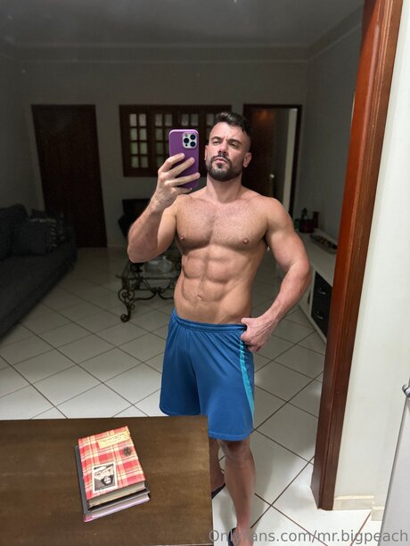 ティーンソロOnlyFans ホット 画像