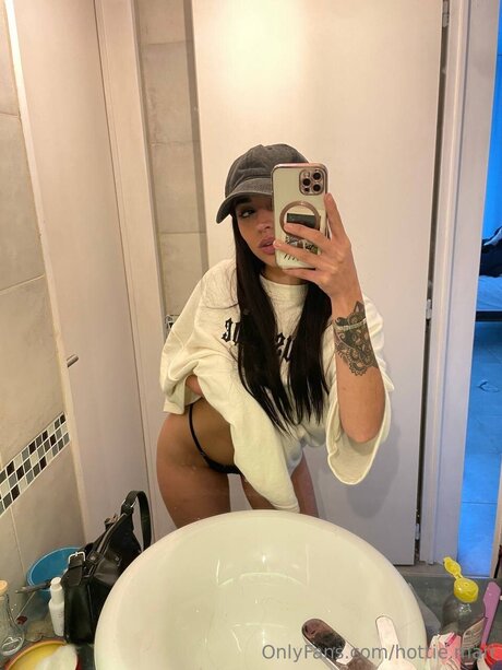 Hottie Mari 無料のポルノスター 写真