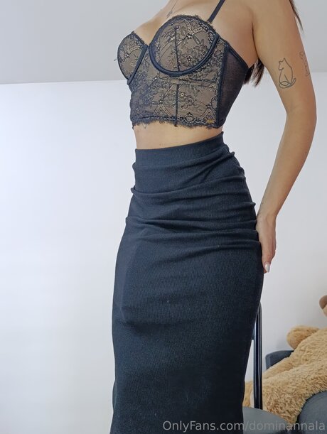 Dominannala ポルノスター ヌード 写真