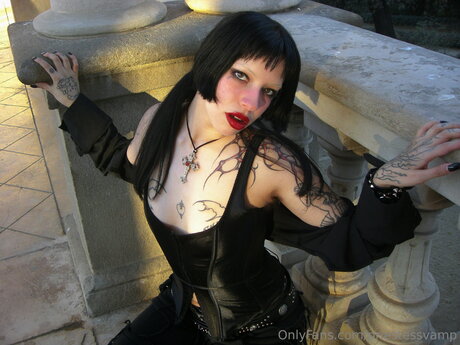 Priestessvamp 最高のスター ギャラリー