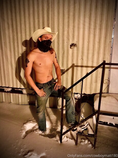 Cowboymatt180 高品質モデル 画像