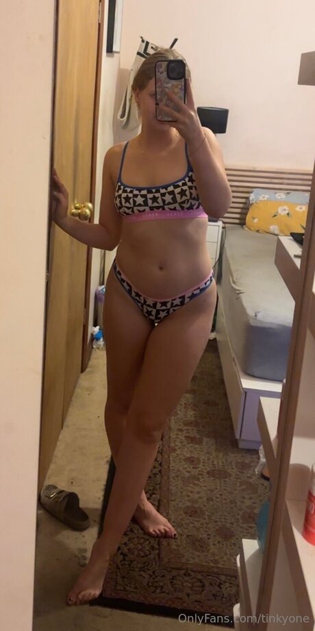 Tinkyone 美しいスター 写真