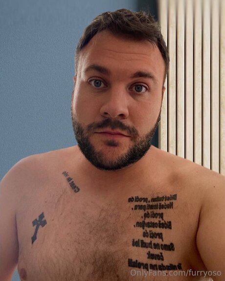 Furryoso セクシーなスター 写真