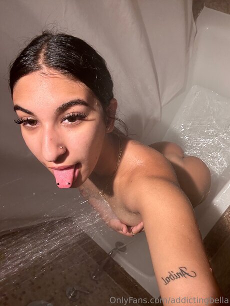 Addictingbella HDポルノスター ギャラリー