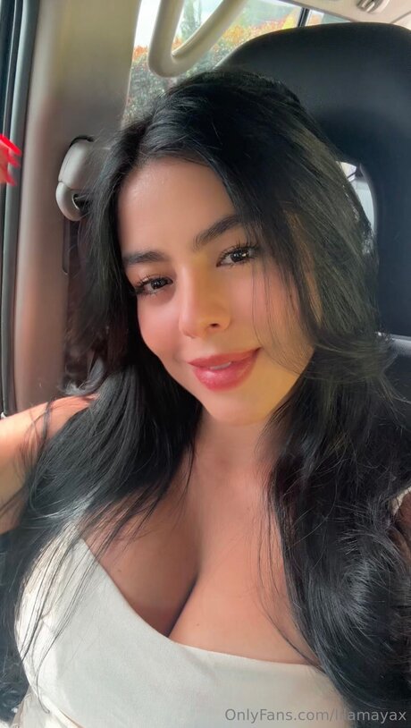 Lilamayax ポルノスター トップ 写真