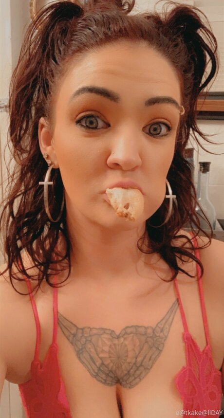 Eatkake top profile image