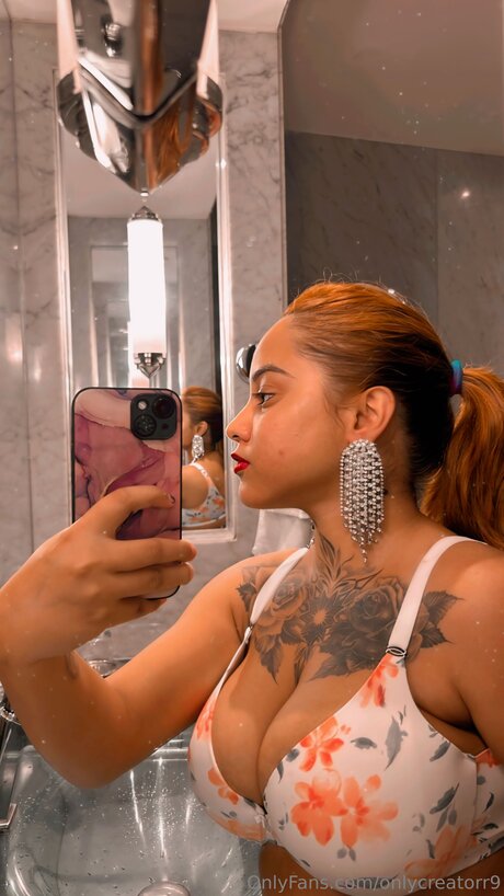 Onlycreatorr9 スター xxx 写真