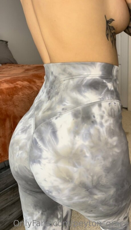 Peyton Grace 裸のポルノスター 写真