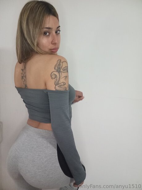 Anyu1510 アダルトモデル ギャラリー