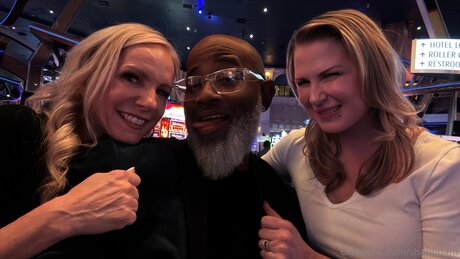 Shaundam アダルトスター ギャラリー