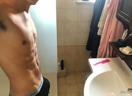 Ingoi セクシーなスター 写真