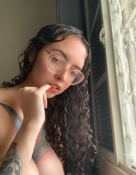 ジーンズのお尻OnlyFans アート裸 画像