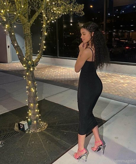 濃厚なラテン系熟女OnlyFans 美しいヌード アーカイブ