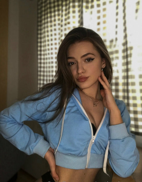 catherine art セックススター 画像