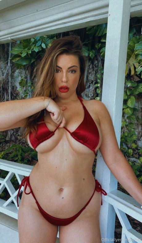 officiallyemmyjames トップ女優 画像