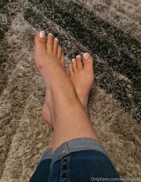 kayleigh95 profile image