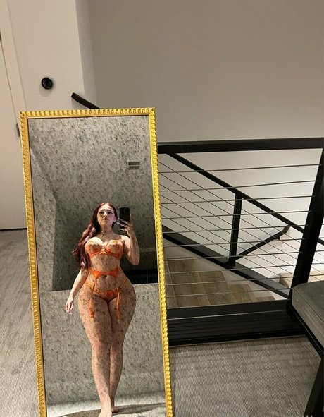 realtaylerhills セクシーモデル 写真