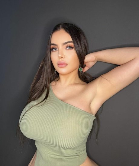 大学のOnlyFans 美しいポルノ 画像