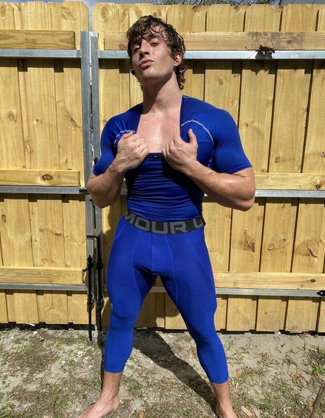 calebsky ポルノスター 無料 画像