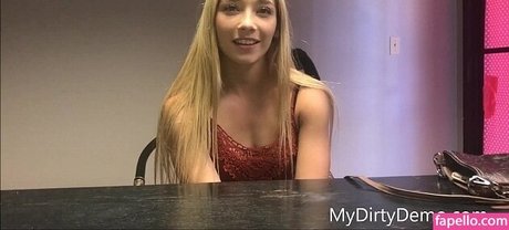 DirtyDemo セックスモデル 写真