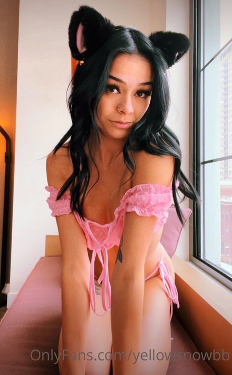 シシーオンリーファンズ アートポルノ ギャラリー